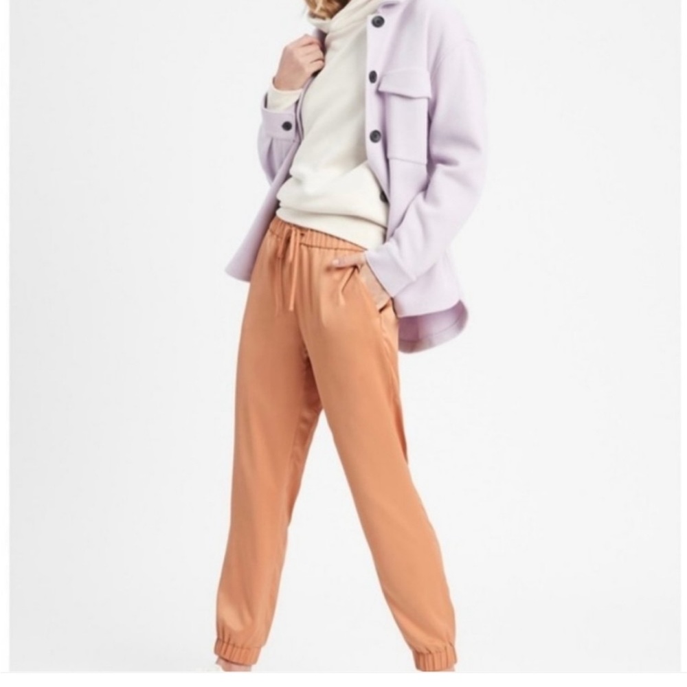 NWT Banana Republic Factory Satin Pull-on Joggers - Picture 1 of 8